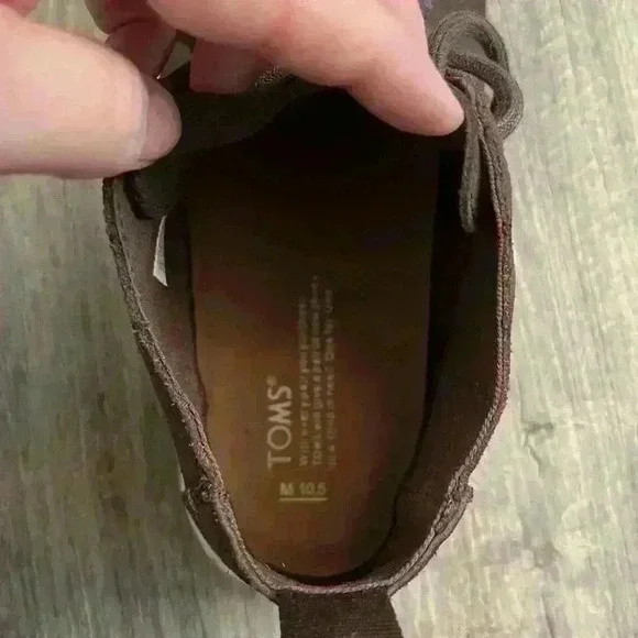 TOMS Lenox Mid Chocolate Brown Suede Sneakers - Picture 4 of 12